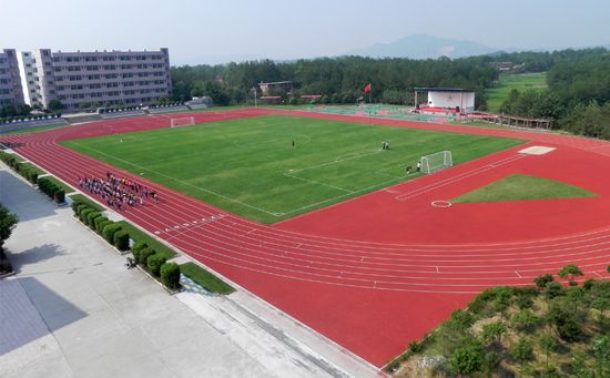 塑膠跑道施工工藝步驟